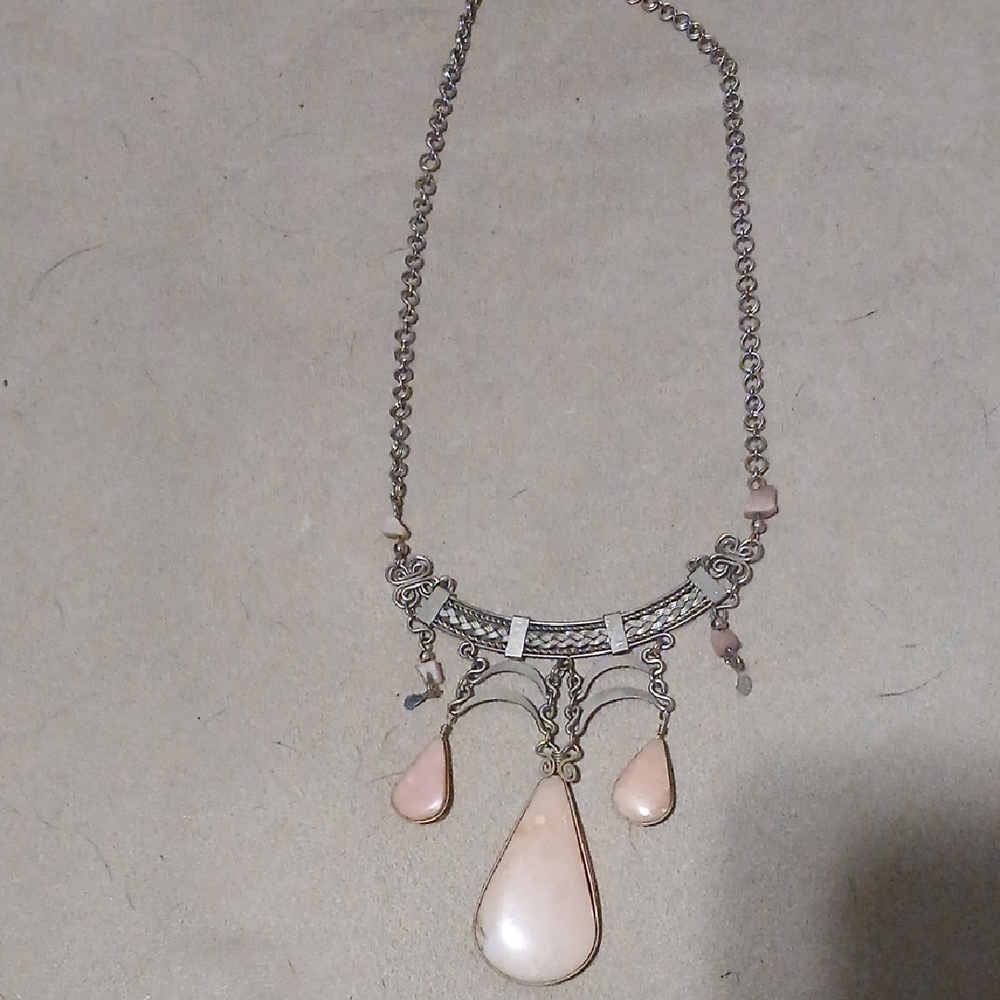 Elegant Real Pink Stone and Silver Necklace